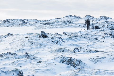 Fotograaf met statief in IJsland